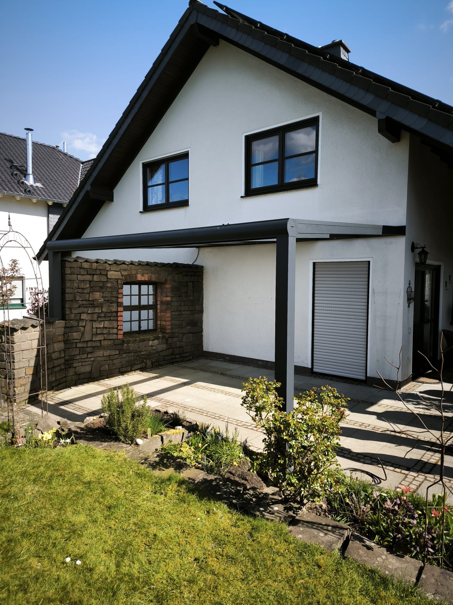 Terrassendach Mauerlösung Milchglas Anthrazit Lindlar